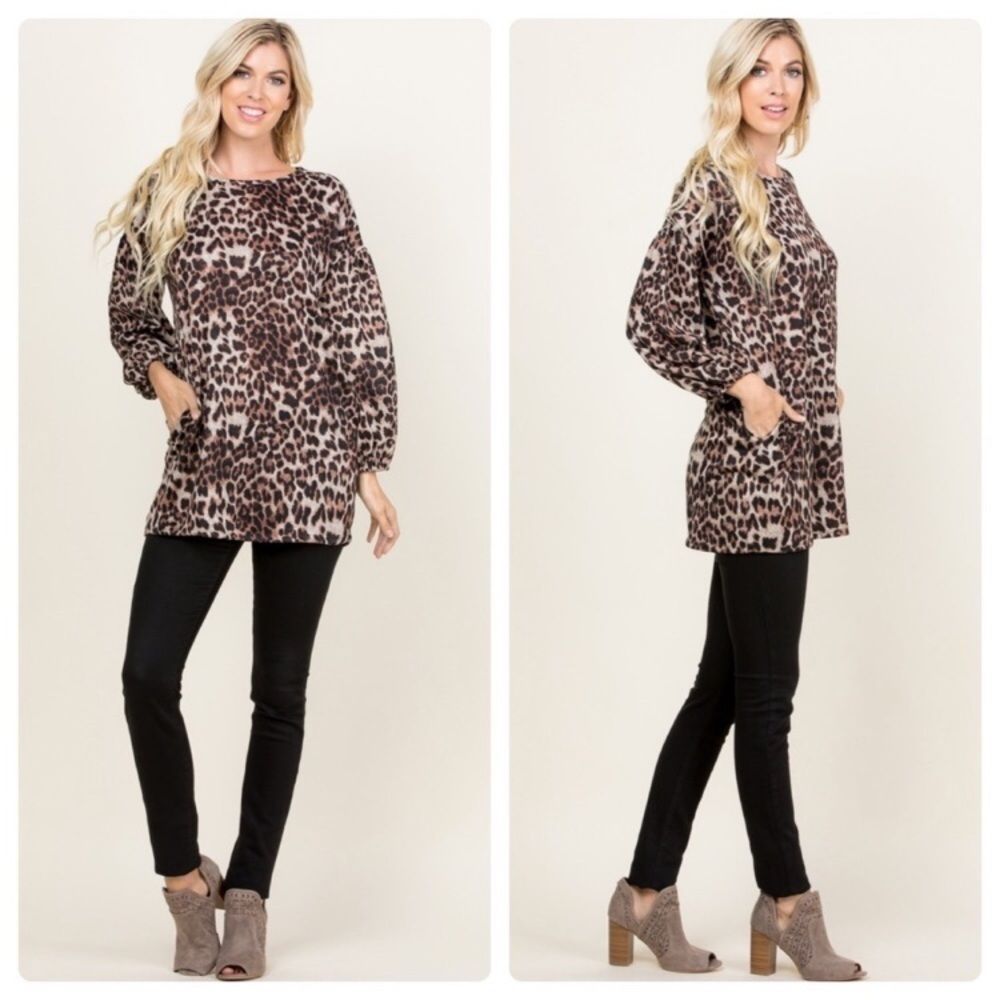 007 Leopard Print Top With Pockets